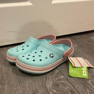 Blue and pink crocs - BRAND NEW WITH TAG‼️‼️